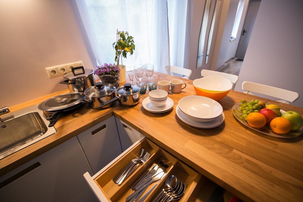 Sunny And Compact Apartment Riga Esterno foto